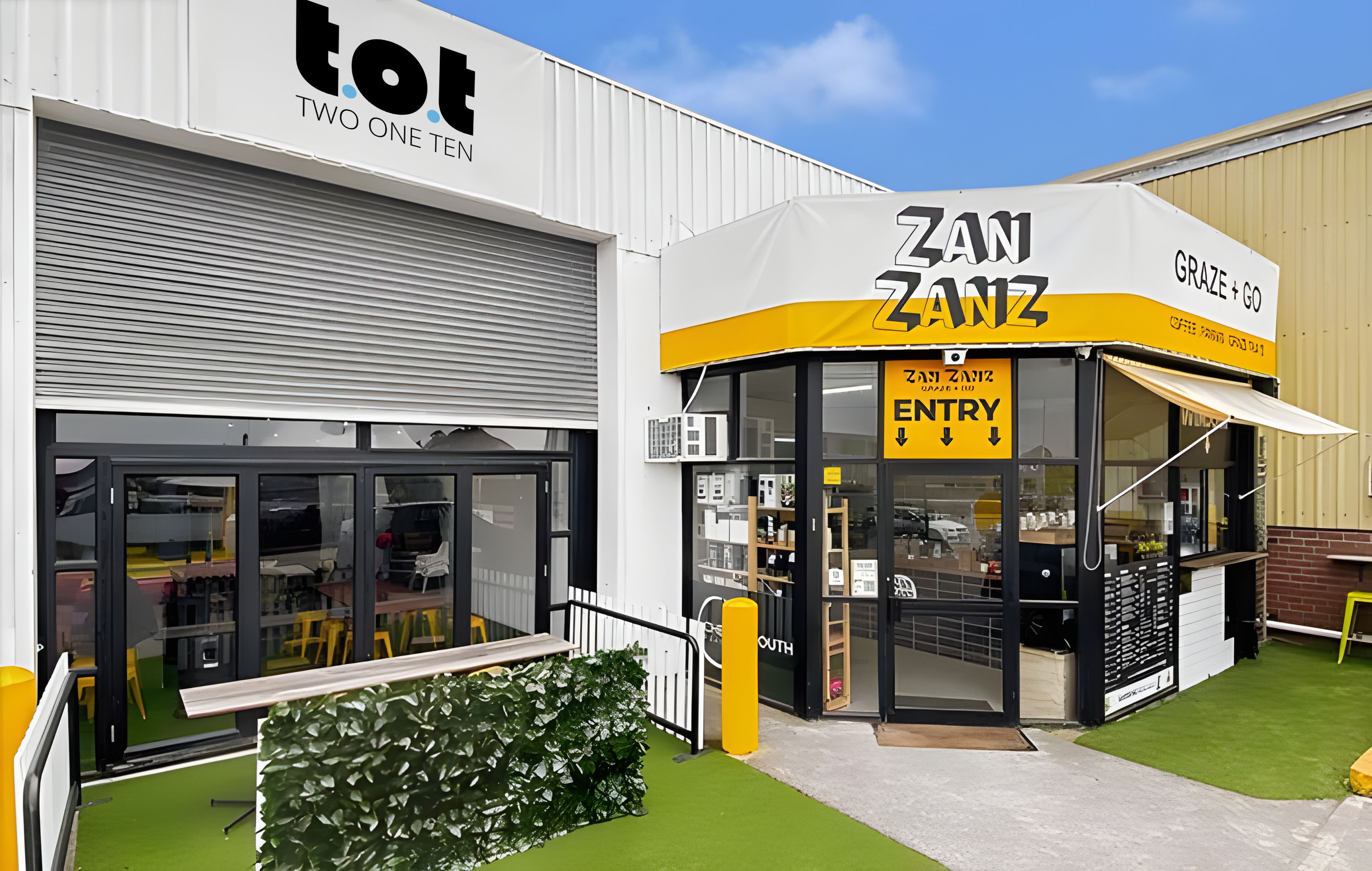 Zan Zanz Cafe Storefront